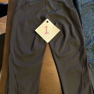 4 pair Lululemon crop leggings- Size 6